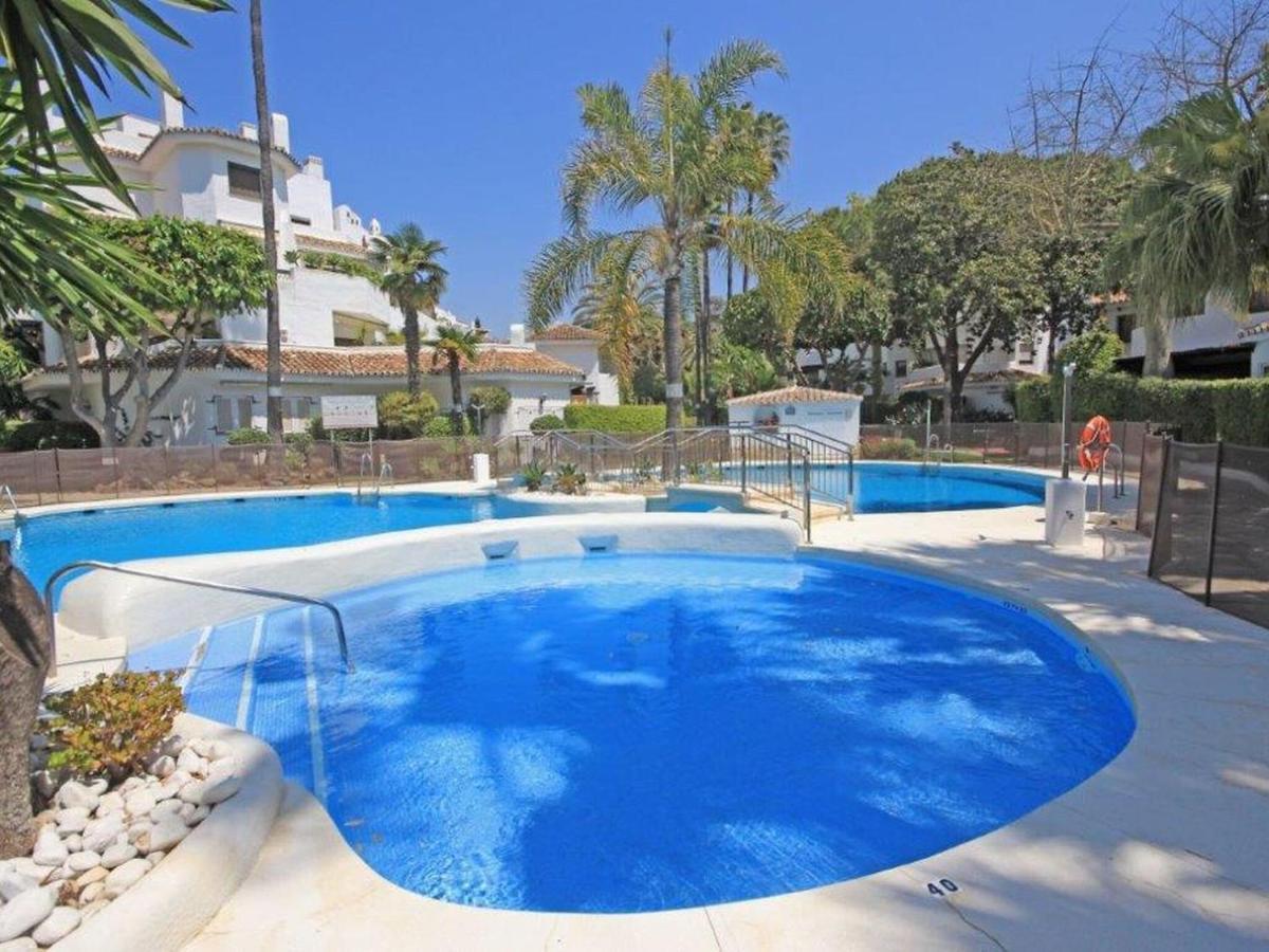 Belvilla By Oyo Golden Beach House Marbella Eksteriør bilde